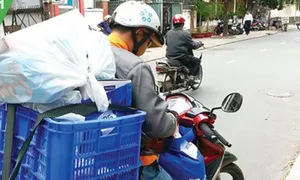 'Bề trên' với shipper